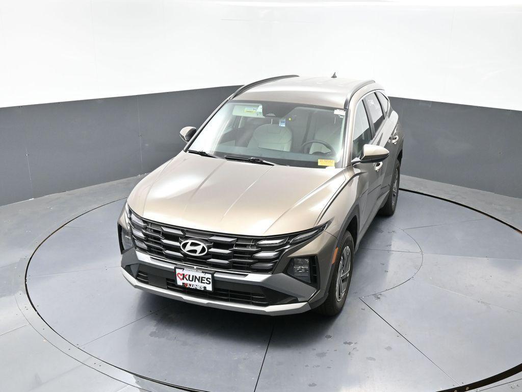 used 2025 Hyundai TUCSON Hybrid car, priced at $24,008