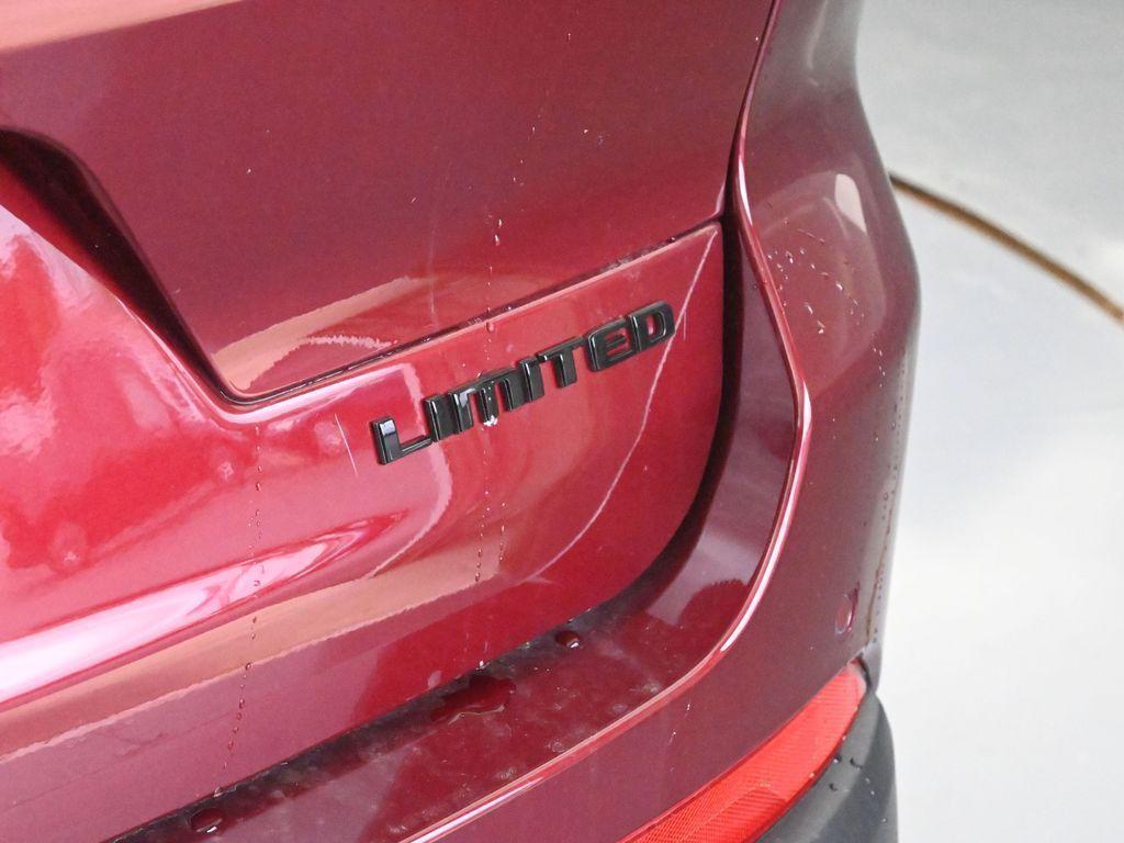 new 2025 Jeep Grand Cherokee L car, priced at $53,626