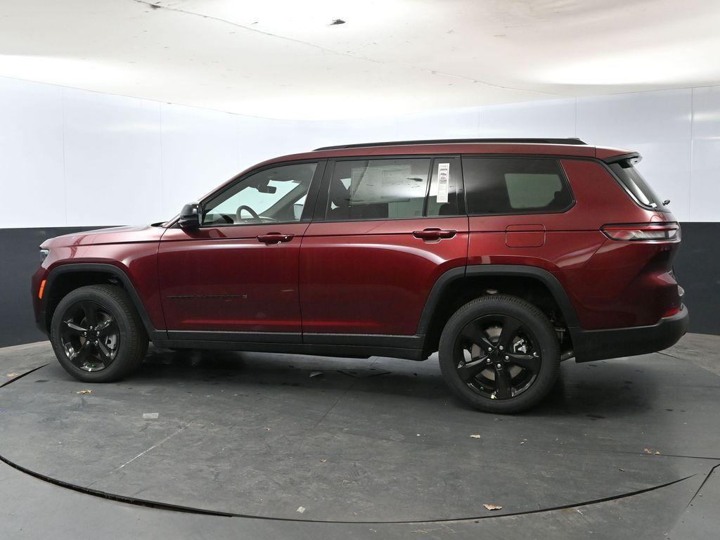 new 2025 Jeep Grand Cherokee L car, priced at $47,622