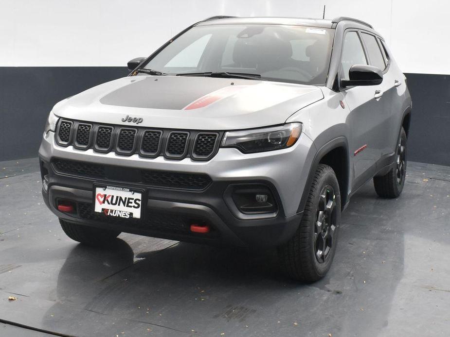 new 2024 Jeep Compass car, priced at $35,811