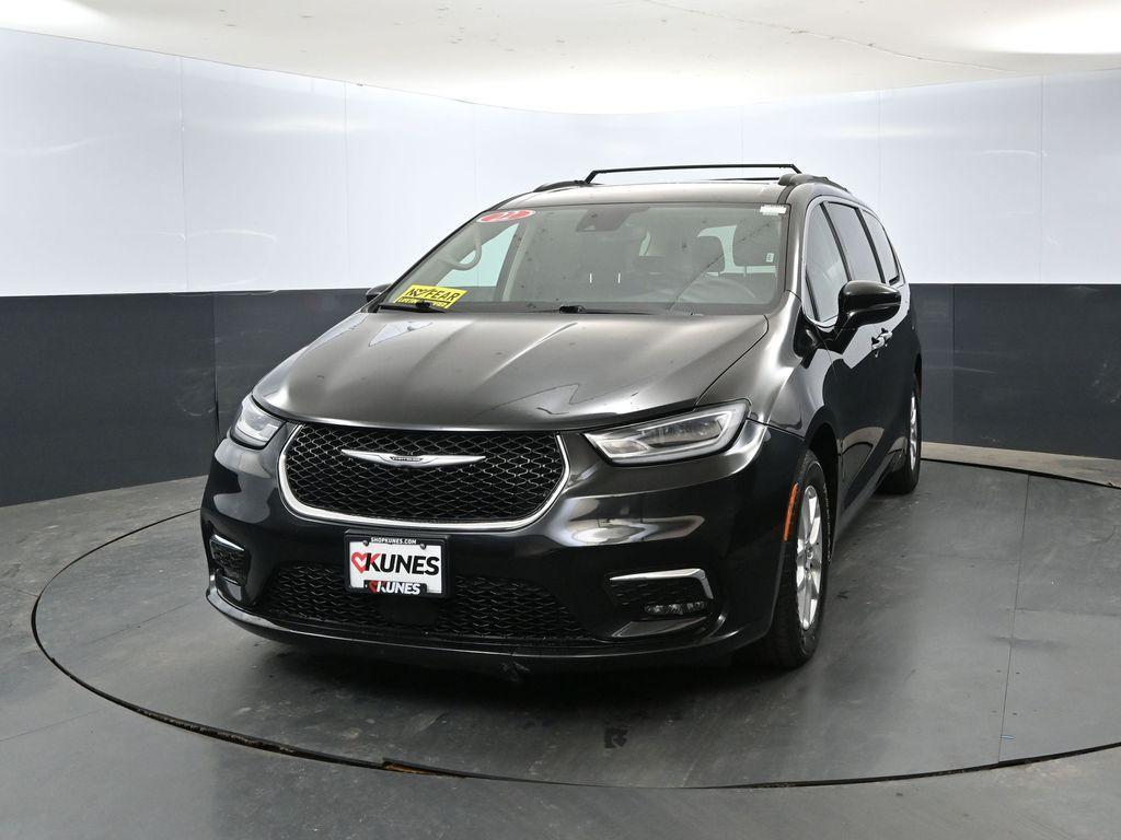 used 2022 Chrysler Pacifica car, priced at $20,901