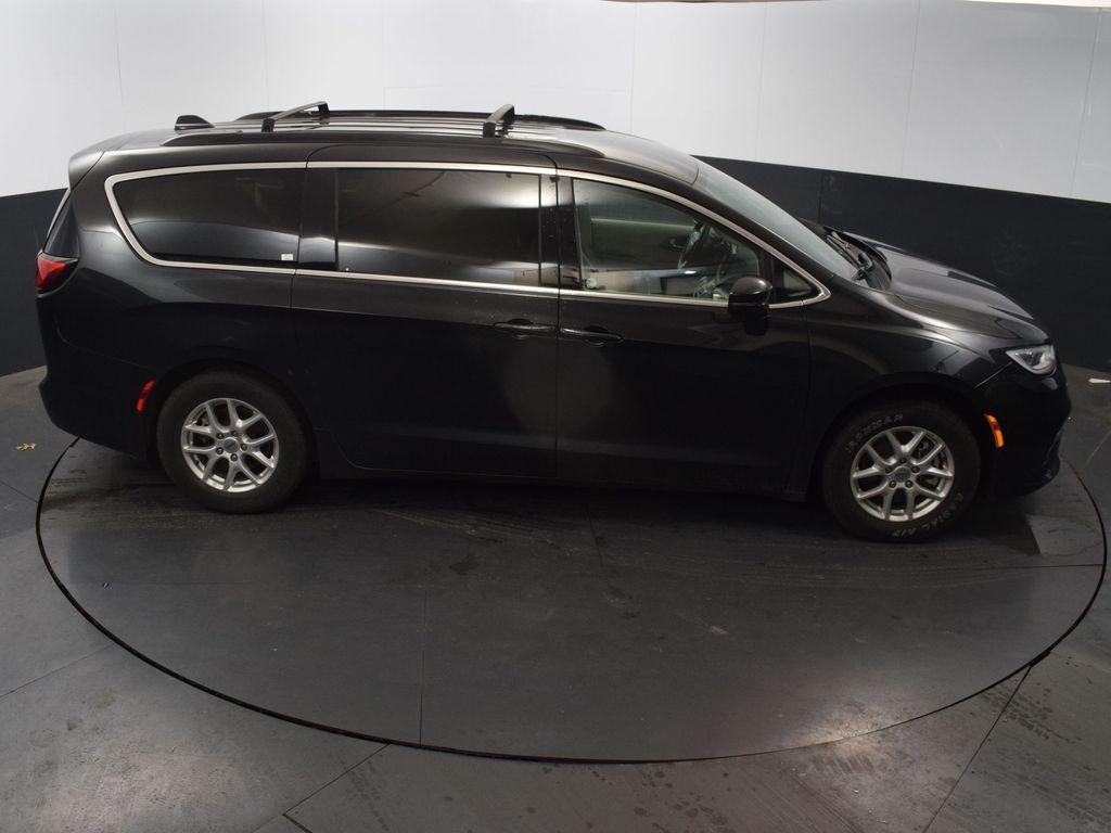 used 2022 Chrysler Pacifica car