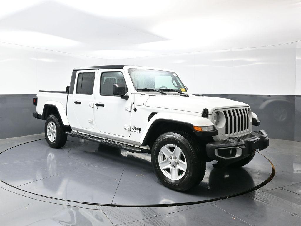 used 2022 Jeep Gladiator car, priced at $32,279