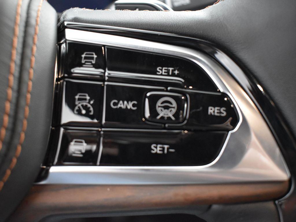 new 2025 Jeep Grand Cherokee L car