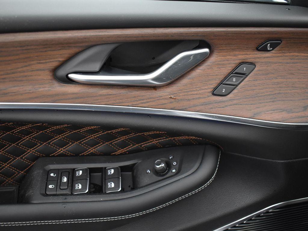 new 2025 Jeep Grand Cherokee L car