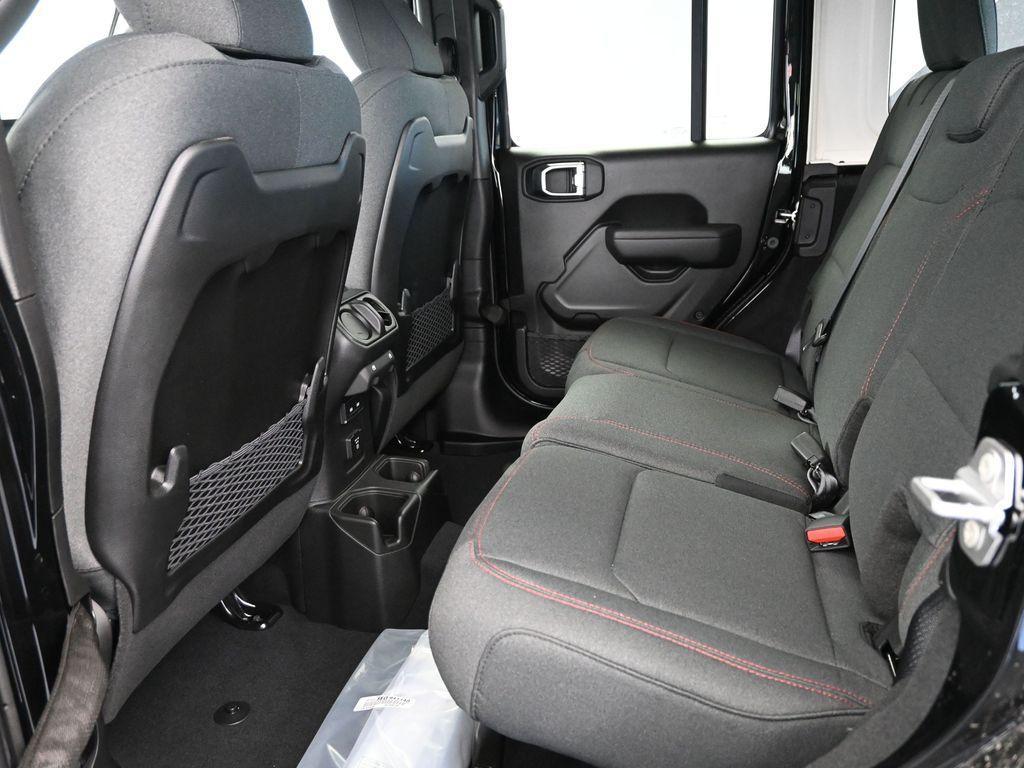 new 2025 Jeep Wrangler car, priced at $58,515