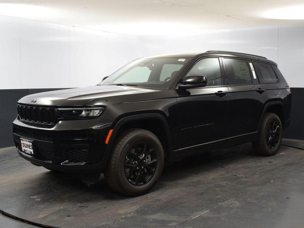 new 2025 Jeep Grand Cherokee L car, priced at $42,587