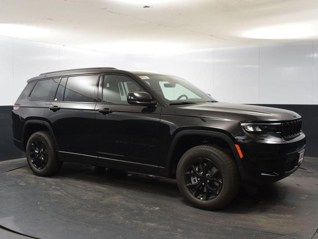 new 2025 Jeep Grand Cherokee L car, priced at $42,587