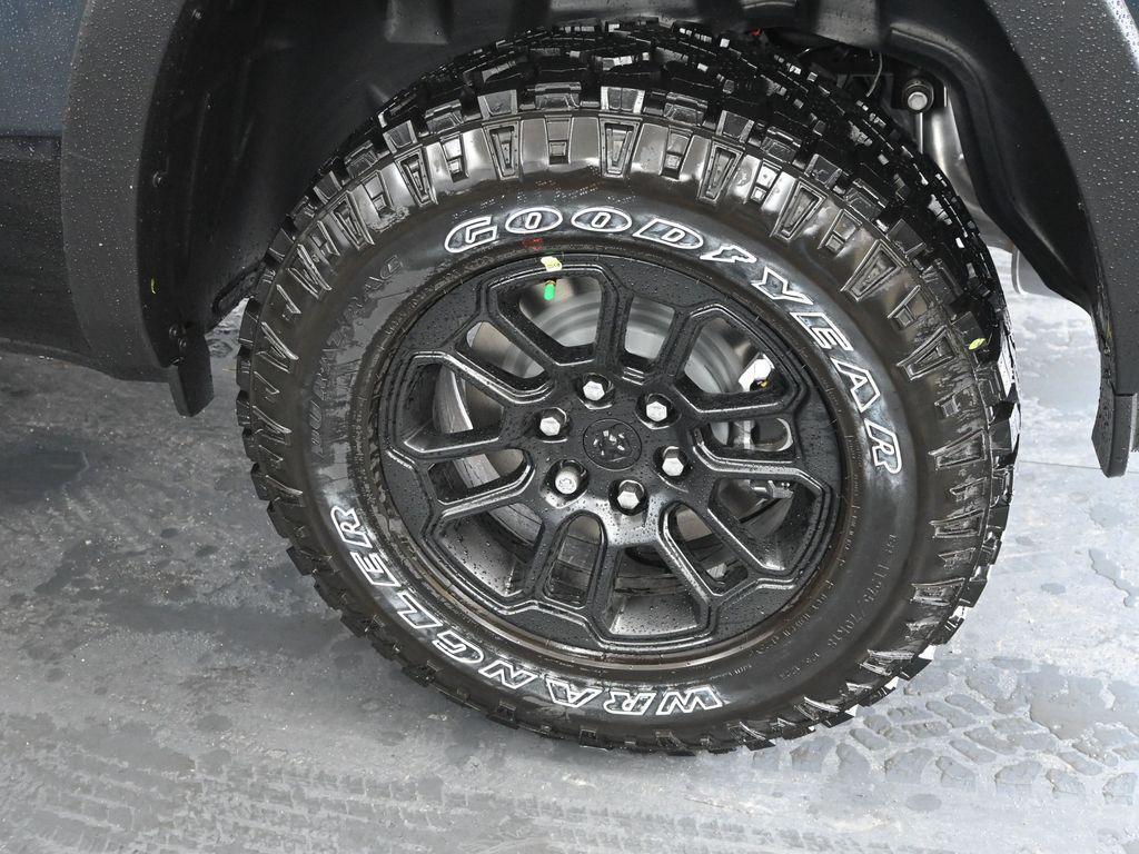 new 2025 Ram 1500 car, priced at $76,055