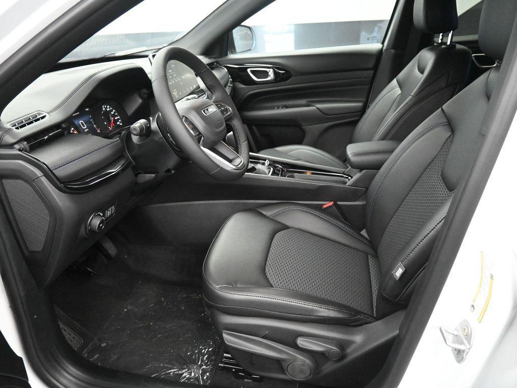 new 2026 Jeep Compass car, priced at $31,984