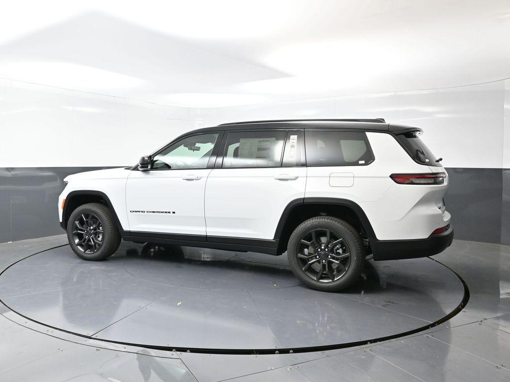 new 2025 Jeep Grand Cherokee L car, priced at $52,391