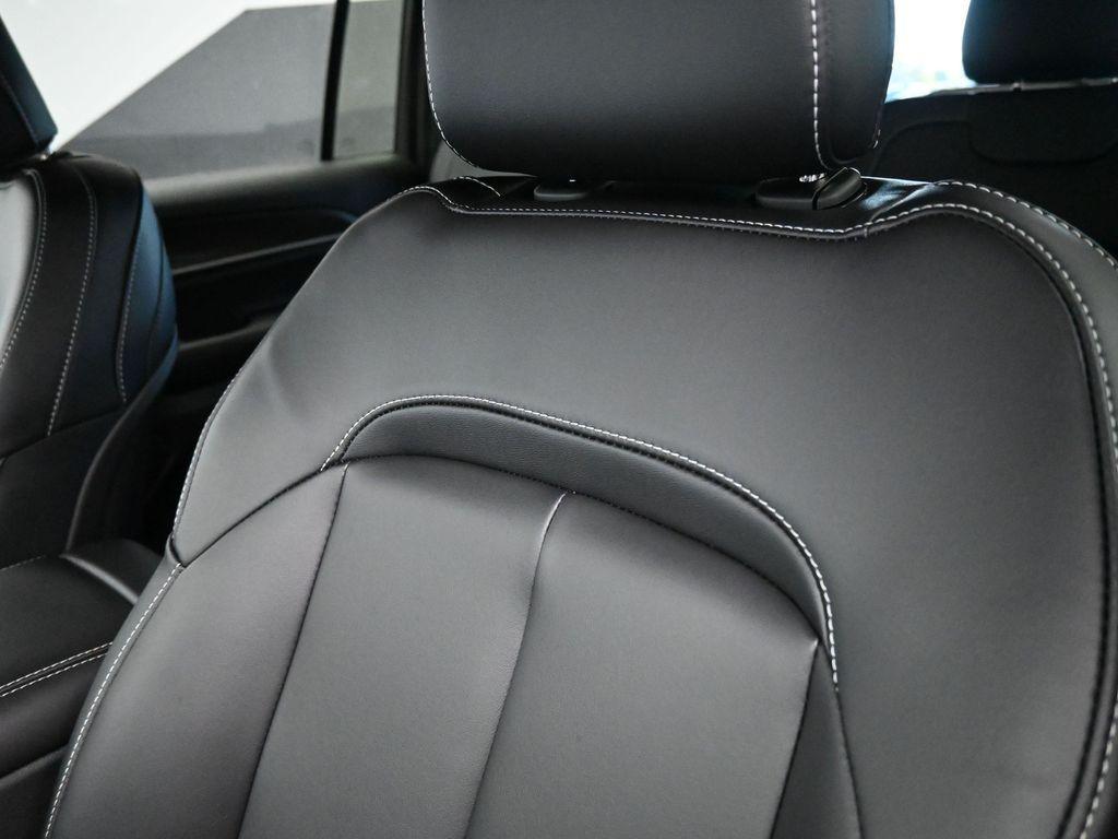 new 2025 Jeep Grand Cherokee L car, priced at $52,391