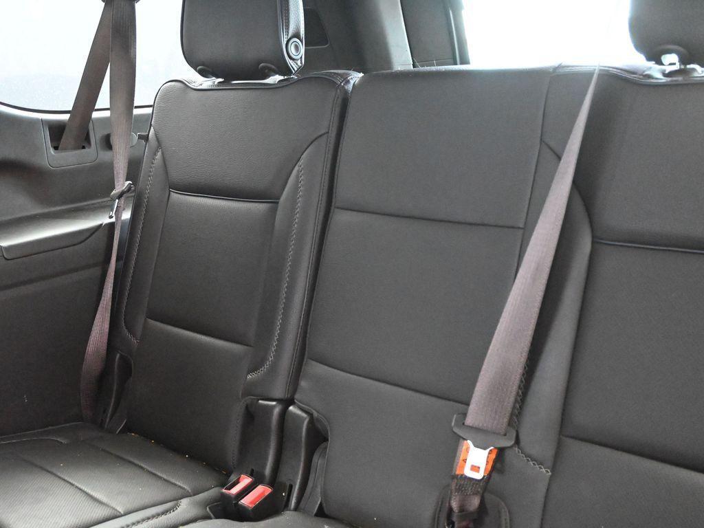 used 2021 GMC Yukon XL car, priced at $46,854