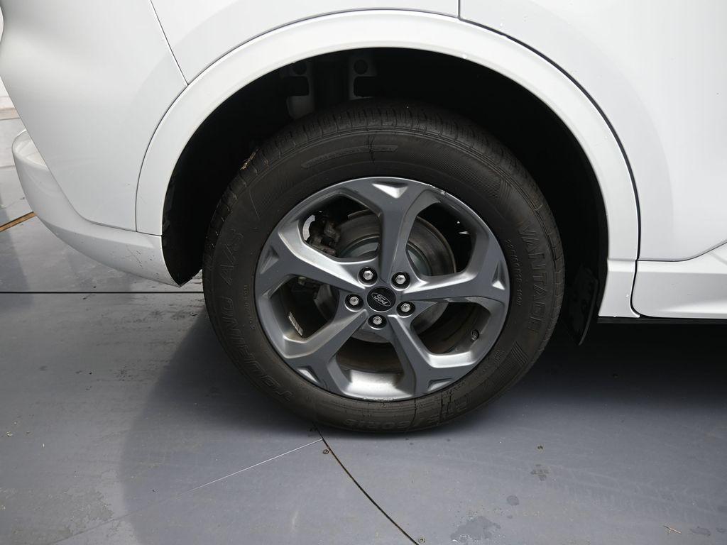 used 2023 Ford Escape car, priced at $22,129