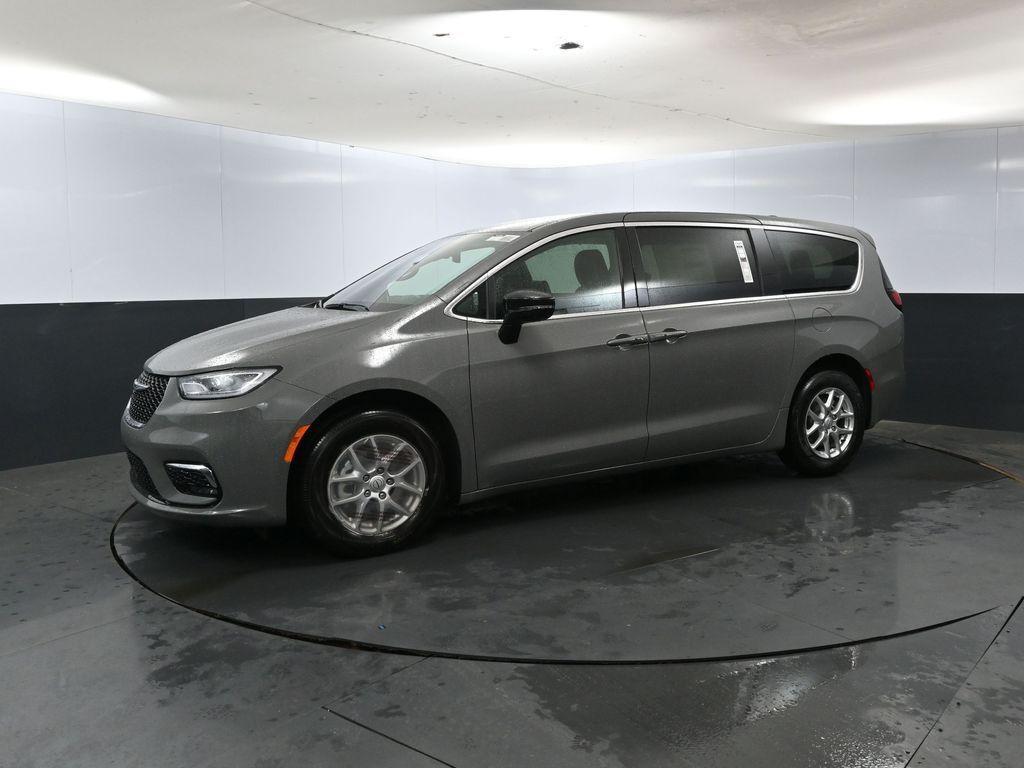 new 2025 Chrysler Pacifica car, priced at $42,247