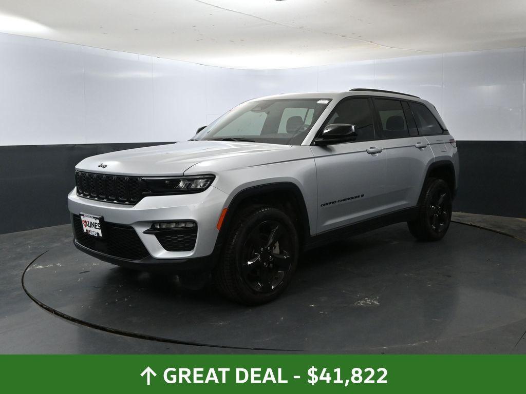 used 2025 Jeep Grand Cherokee car, priced at $41,822
