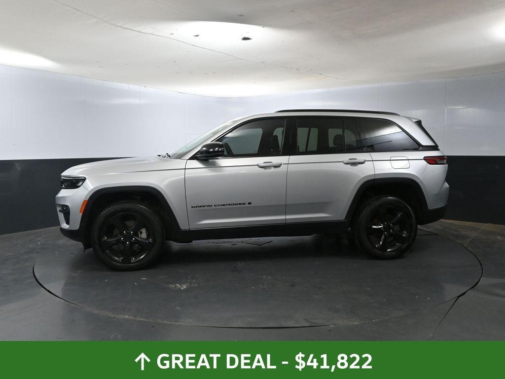 used 2025 Jeep Grand Cherokee car, priced at $41,822