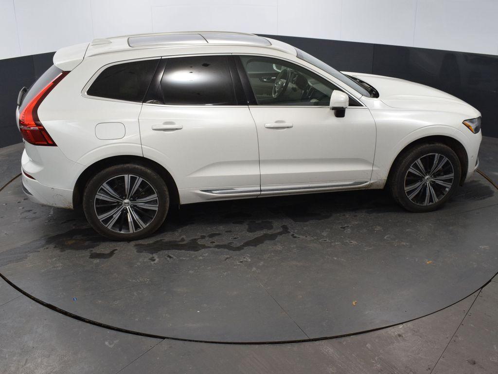 used 2022 Volvo XC60 car, priced at $34,556