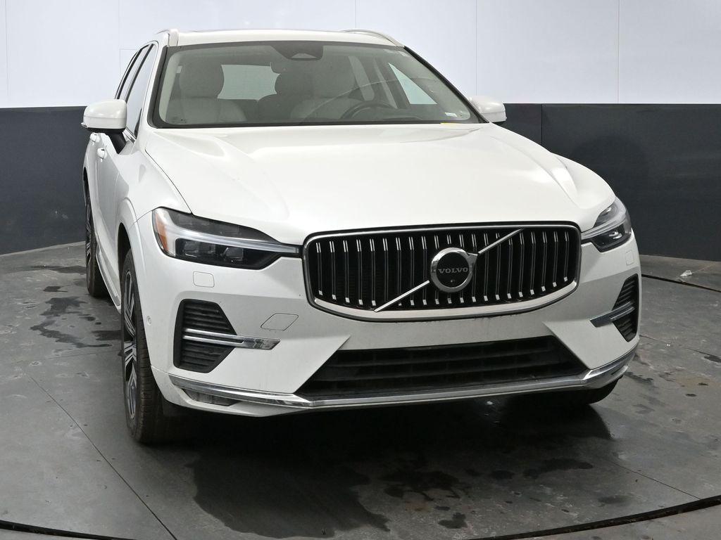 used 2022 Volvo XC60 car, priced at $34,556