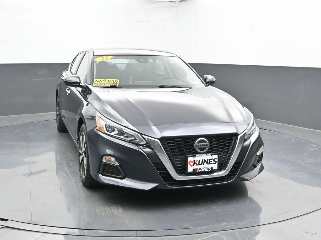 used 2022 Nissan Altima car
