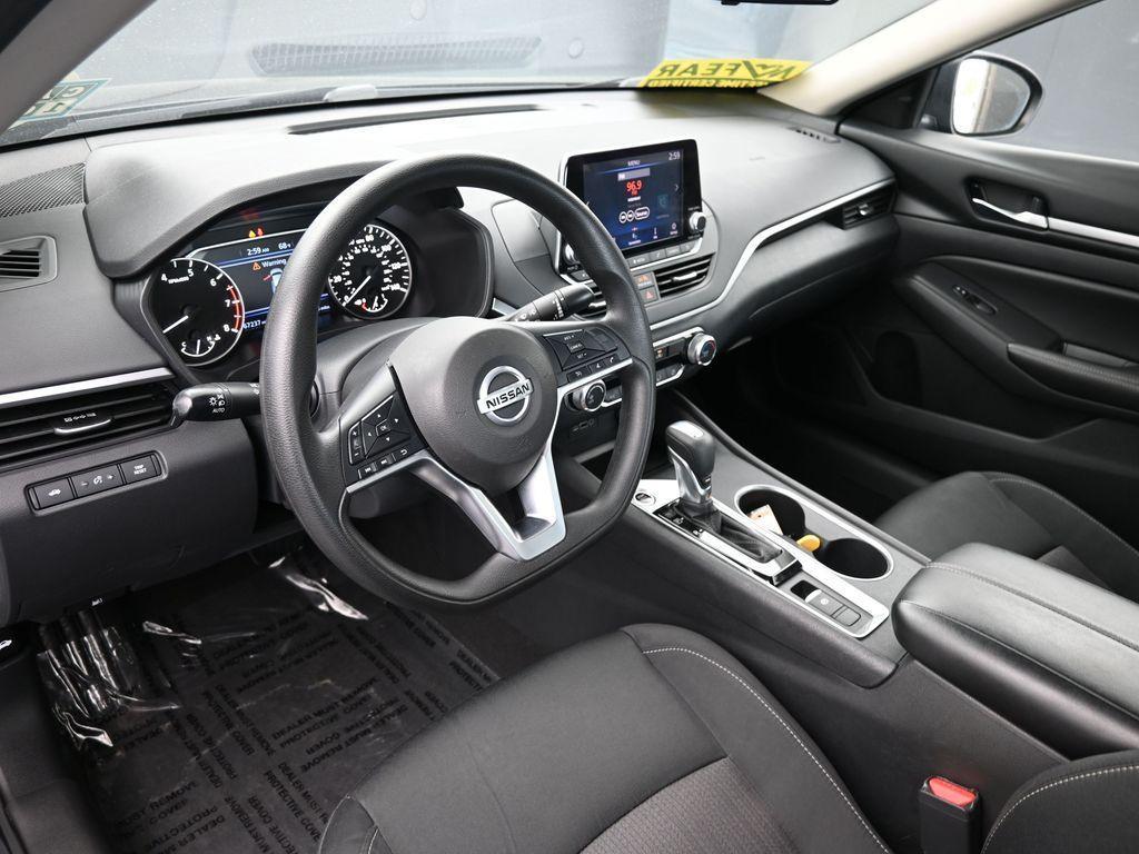 used 2022 Nissan Altima car