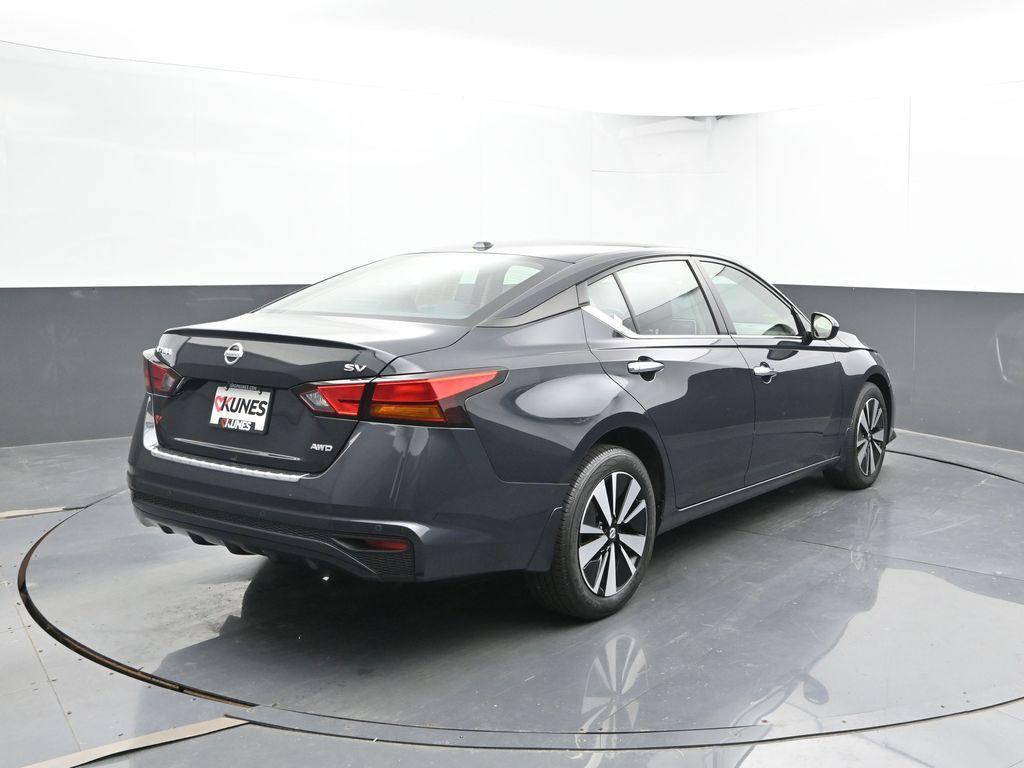 used 2022 Nissan Altima car