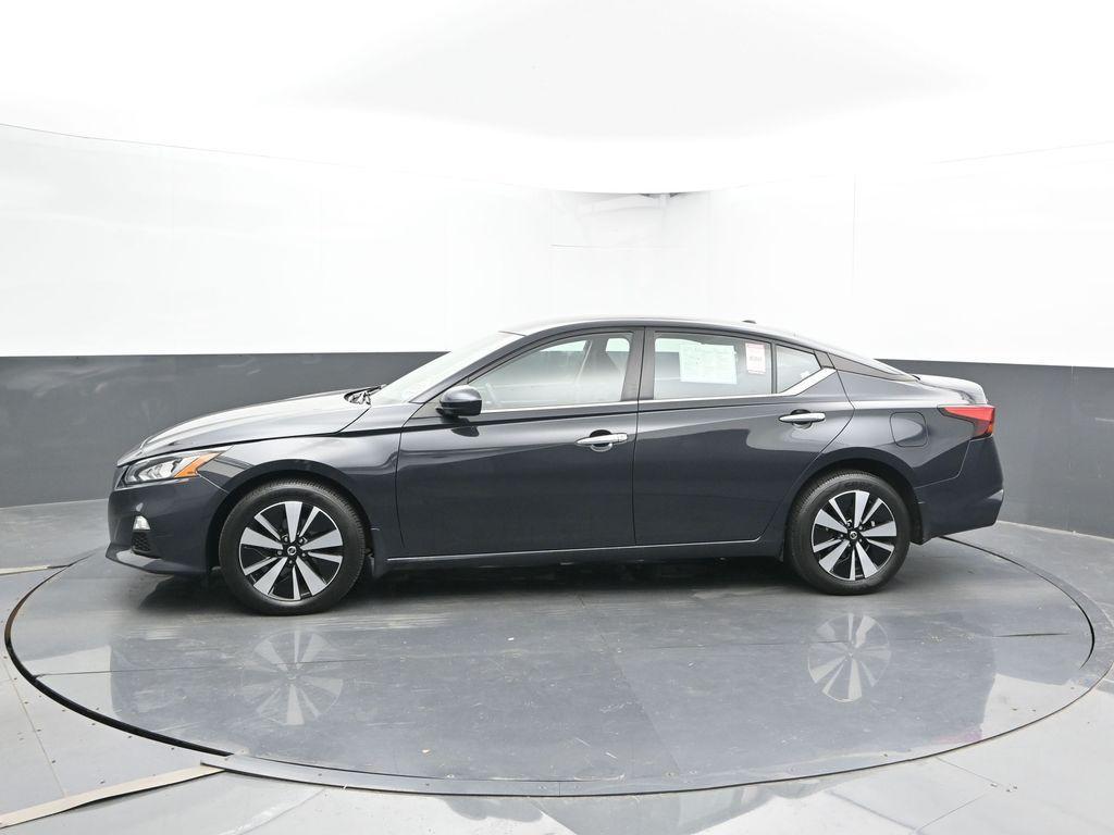 used 2022 Nissan Altima car