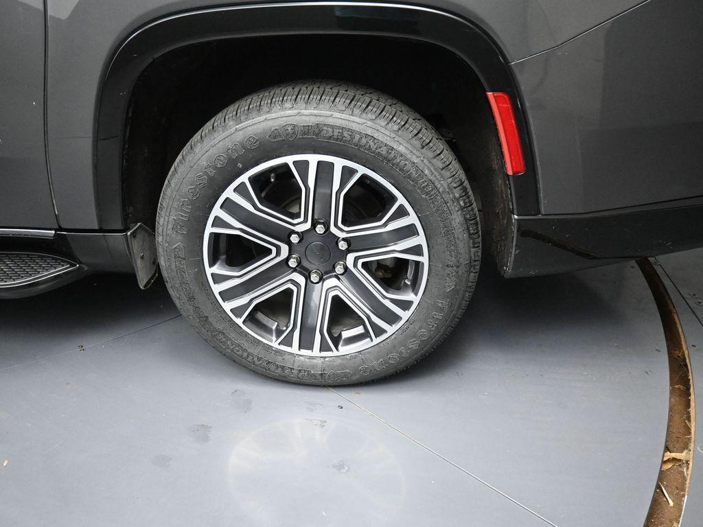 used 2023 Jeep Wagoneer L car, priced at $37,617