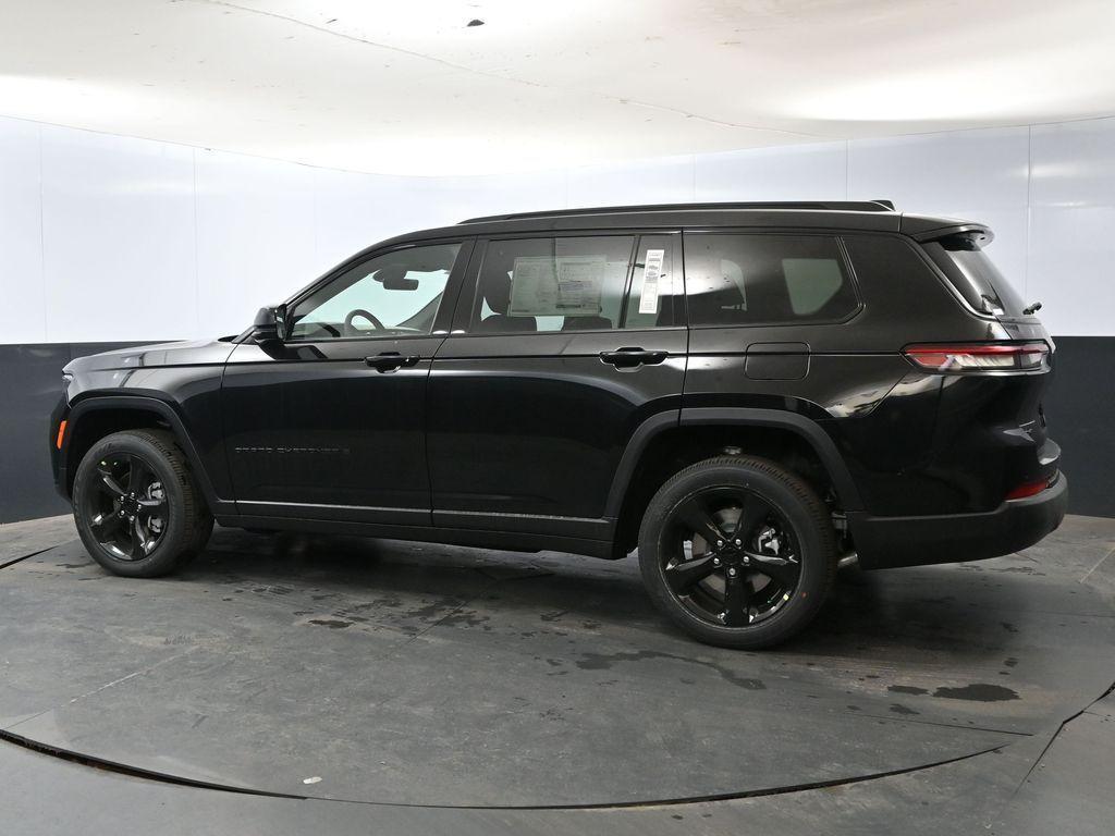 new 2025 Jeep Grand Cherokee L car, priced at $47,622