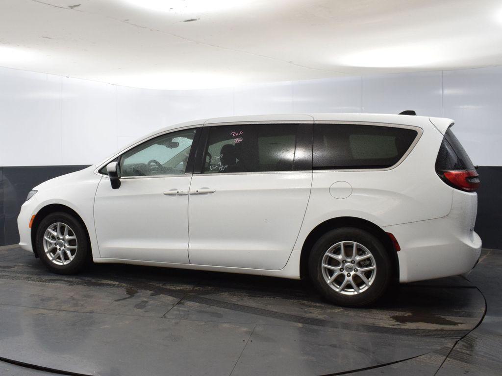 used 2023 Chrysler Pacifica car, priced at $26,070