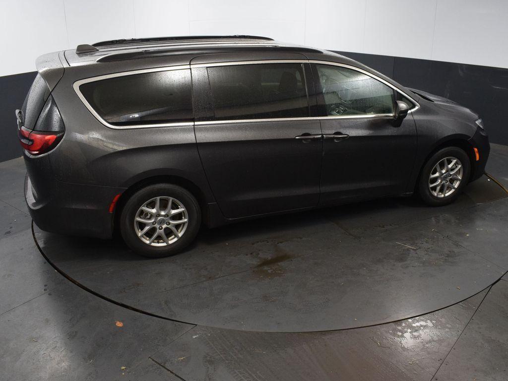 used 2022 Chrysler Pacifica car, priced at $23,244