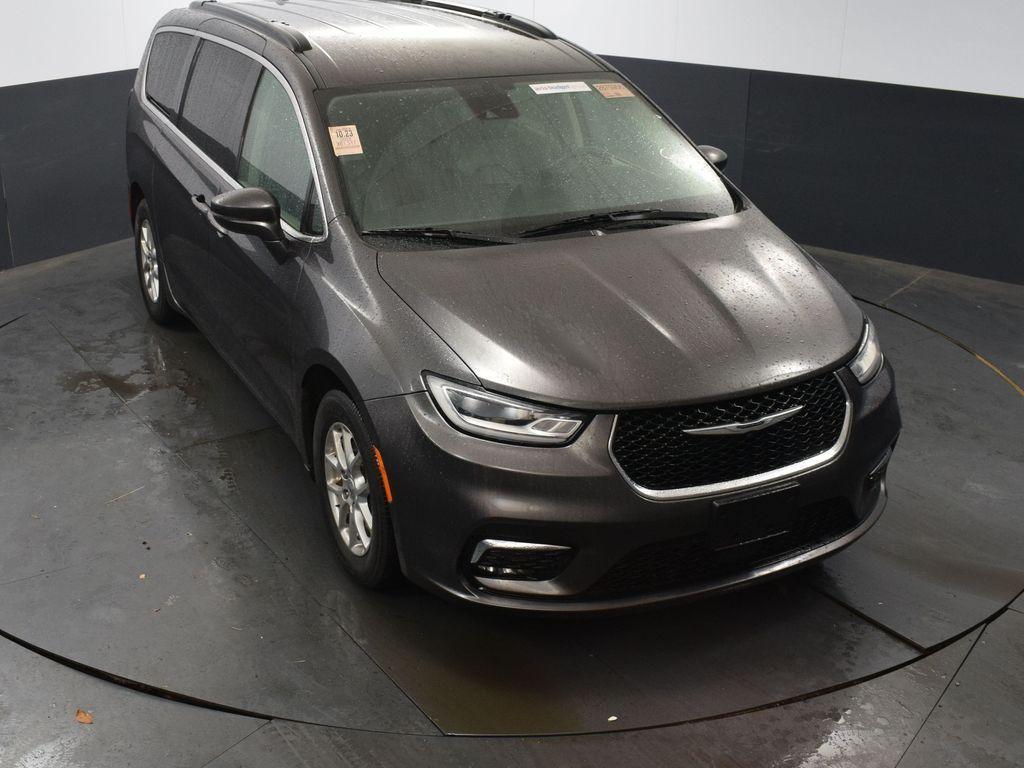 used 2022 Chrysler Pacifica car, priced at $23,244