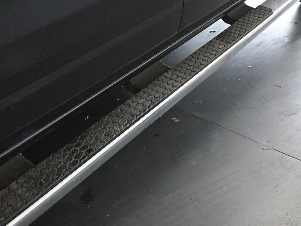 used 2021 Ram 1500 car, priced at $31,231