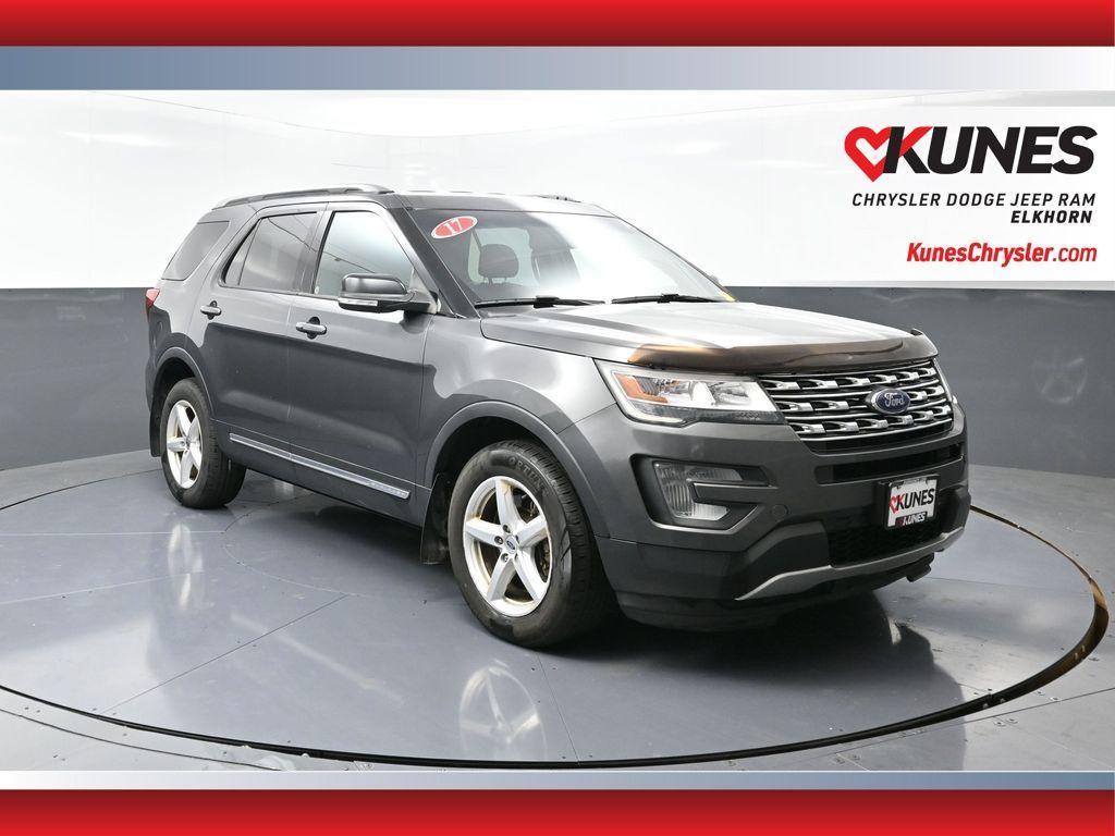 used 2017 Ford Explorer car