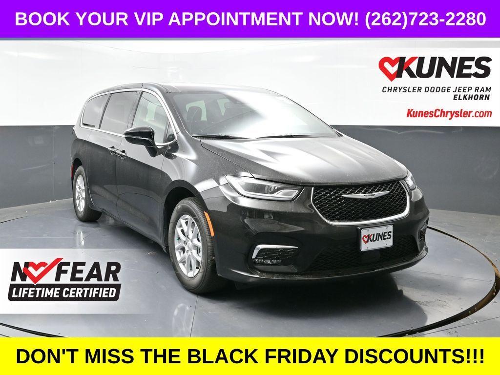 new 2026 Chrysler Pacifica car, priced at $41,566