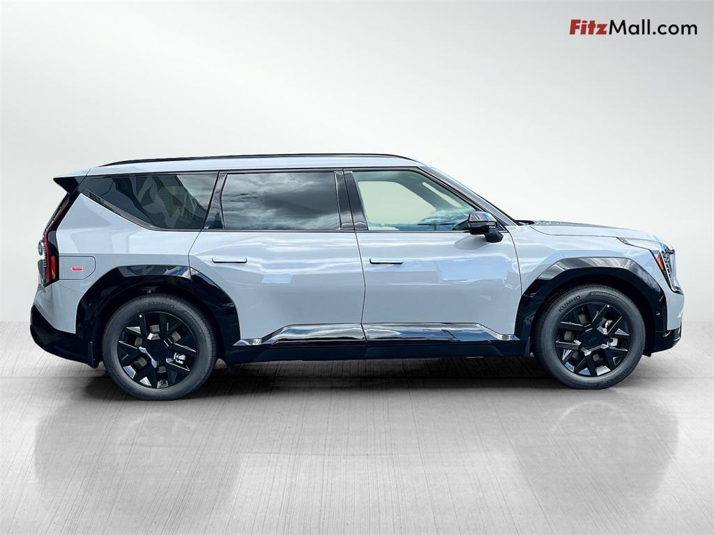 new 2026 Kia EV9 car, priced at $65,467