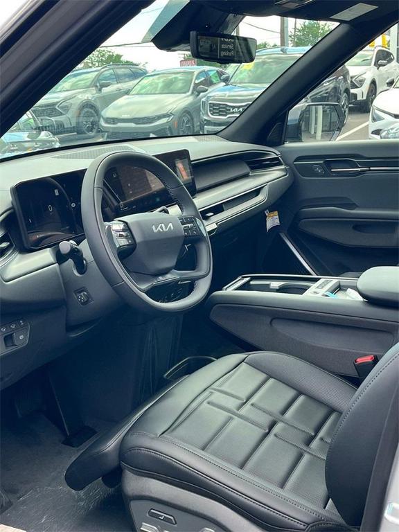 new 2026 Kia EV9 car, priced at $65,467
