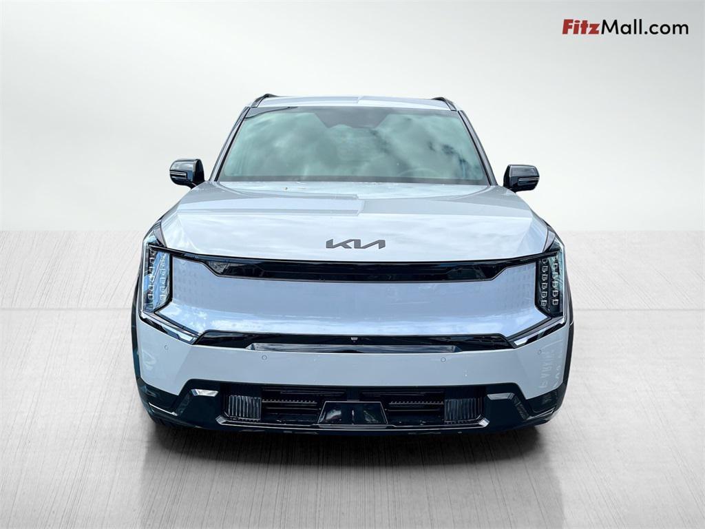 new 2026 Kia EV9 car, priced at $65,467