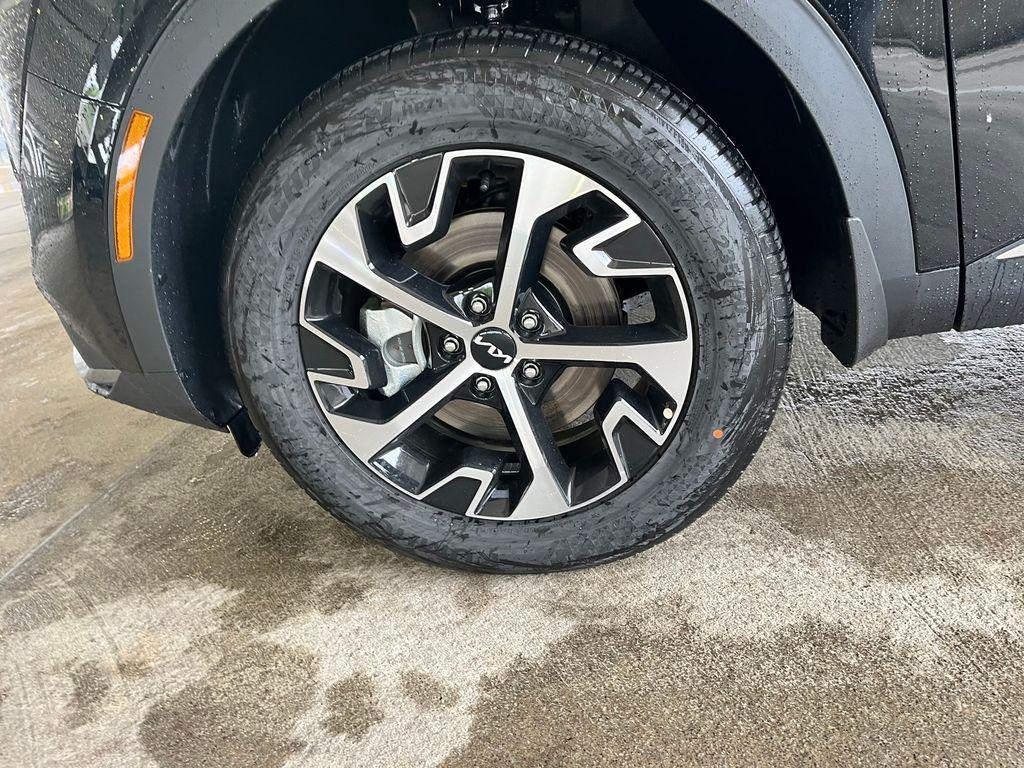 new 2025 Kia Sportage car, priced at $31,087