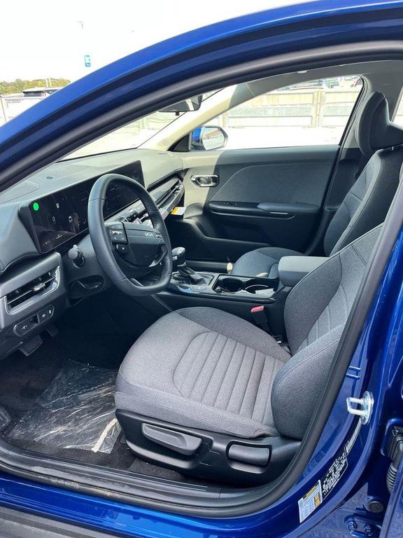 new 2025 Kia K4 car, priced at $24,031