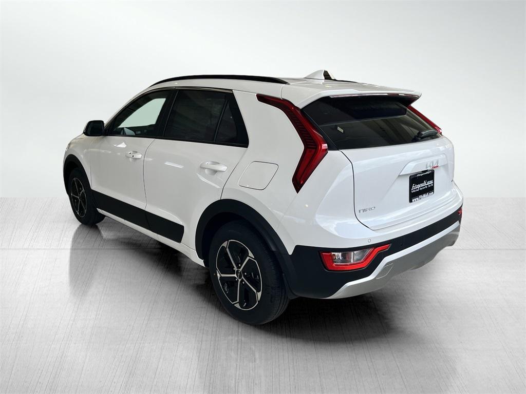 new 2025 Kia Niro car, priced at $30,030