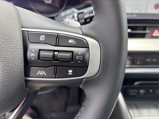new 2025 Kia Sportage Hybrid car, priced at $39,795