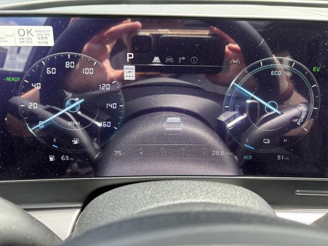 new 2025 Kia Sportage Hybrid car, priced at $39,795