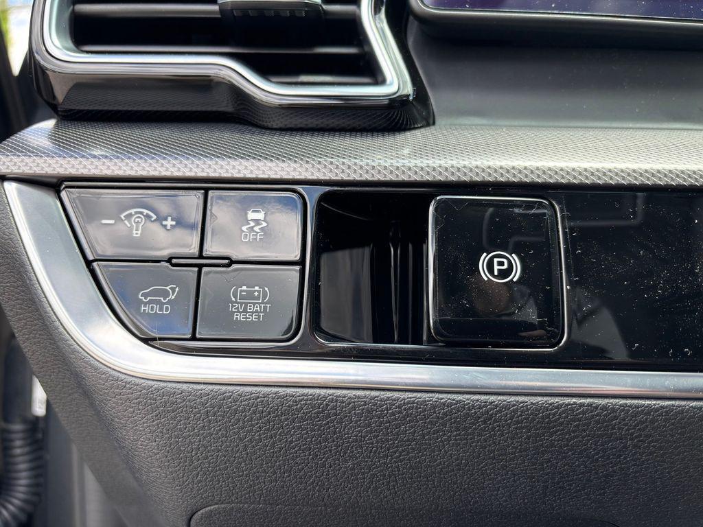 new 2025 Kia Sportage Hybrid car, priced at $38,295