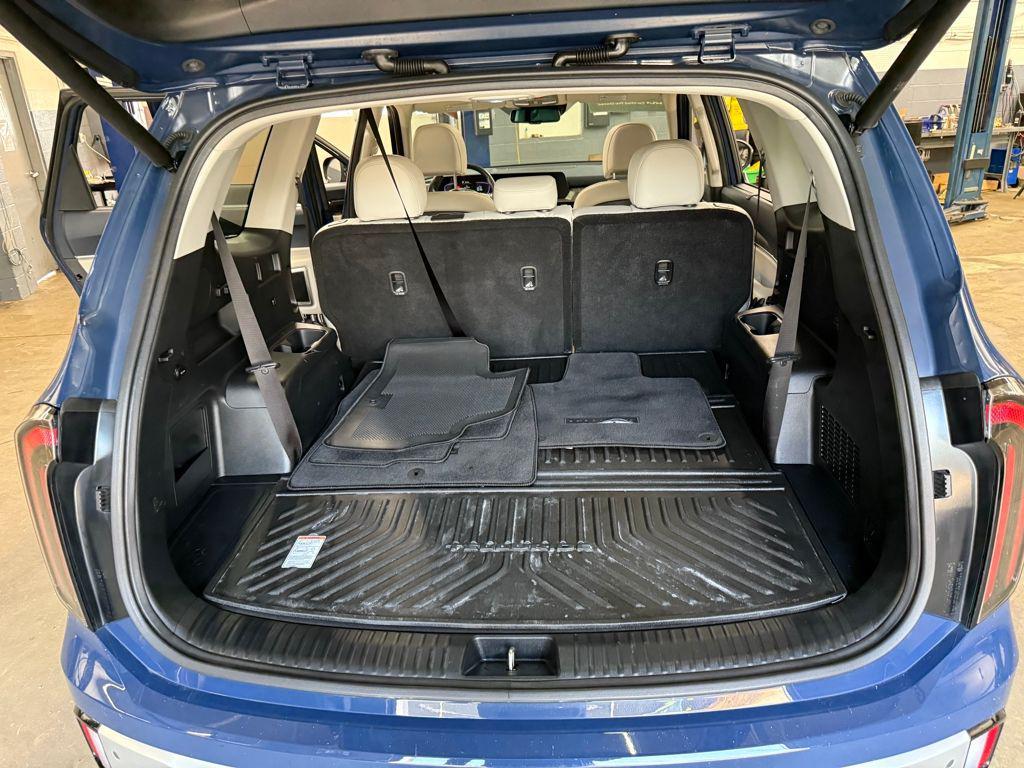 used 2024 Kia Telluride car, priced at $37,488
