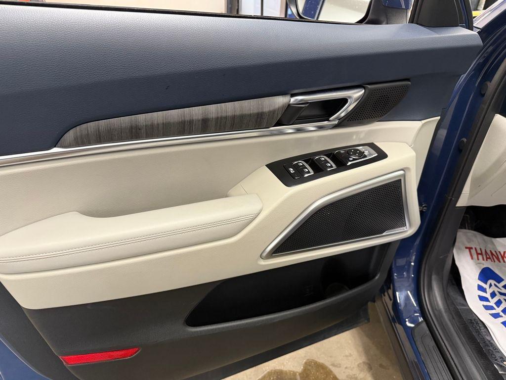 used 2024 Kia Telluride car, priced at $37,488