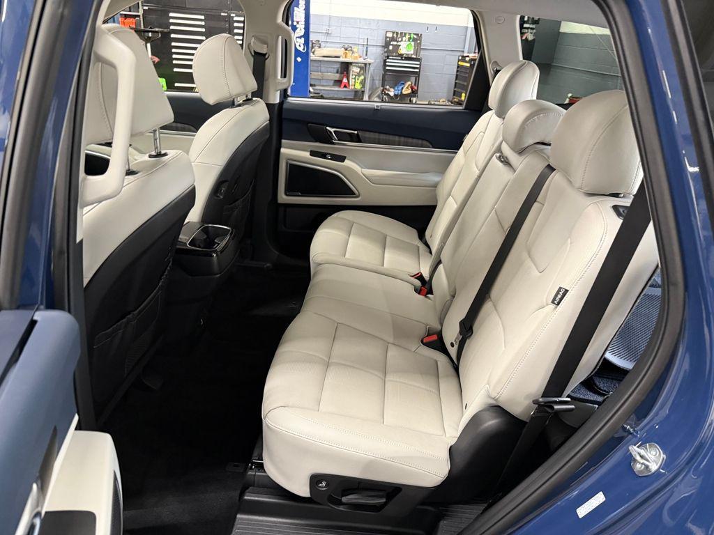 used 2024 Kia Telluride car, priced at $37,488