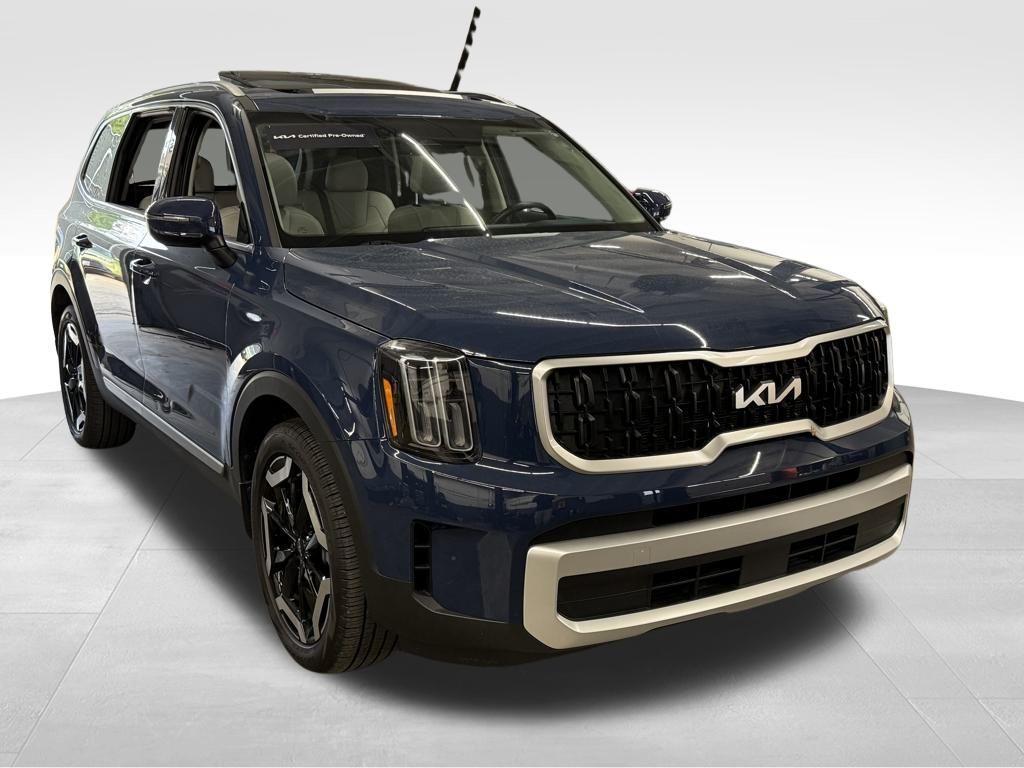 used 2024 Kia Telluride car, priced at $37,488