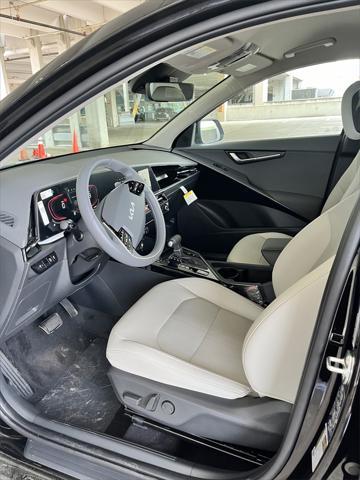 new 2025 Kia Niro car, priced at $32,030