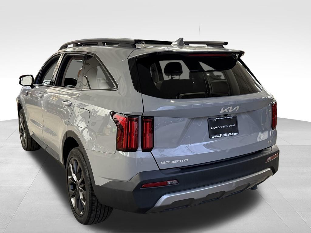used 2023 Kia Sorento car, priced at $34,988